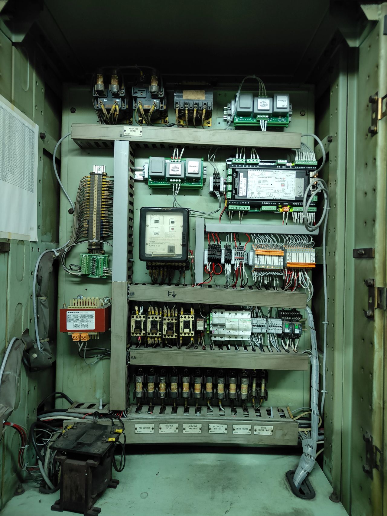 Sincronismo de grupos electrógenos en minería - foto 3