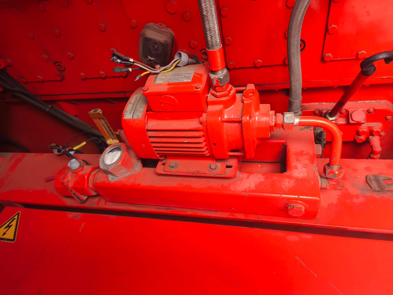 Sincronismo de grupos electrógenos en minería - foto 2
