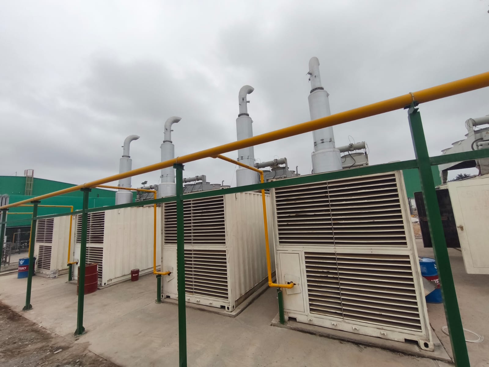 Sincronismo de grupos electrógenos en minería - foto 1
