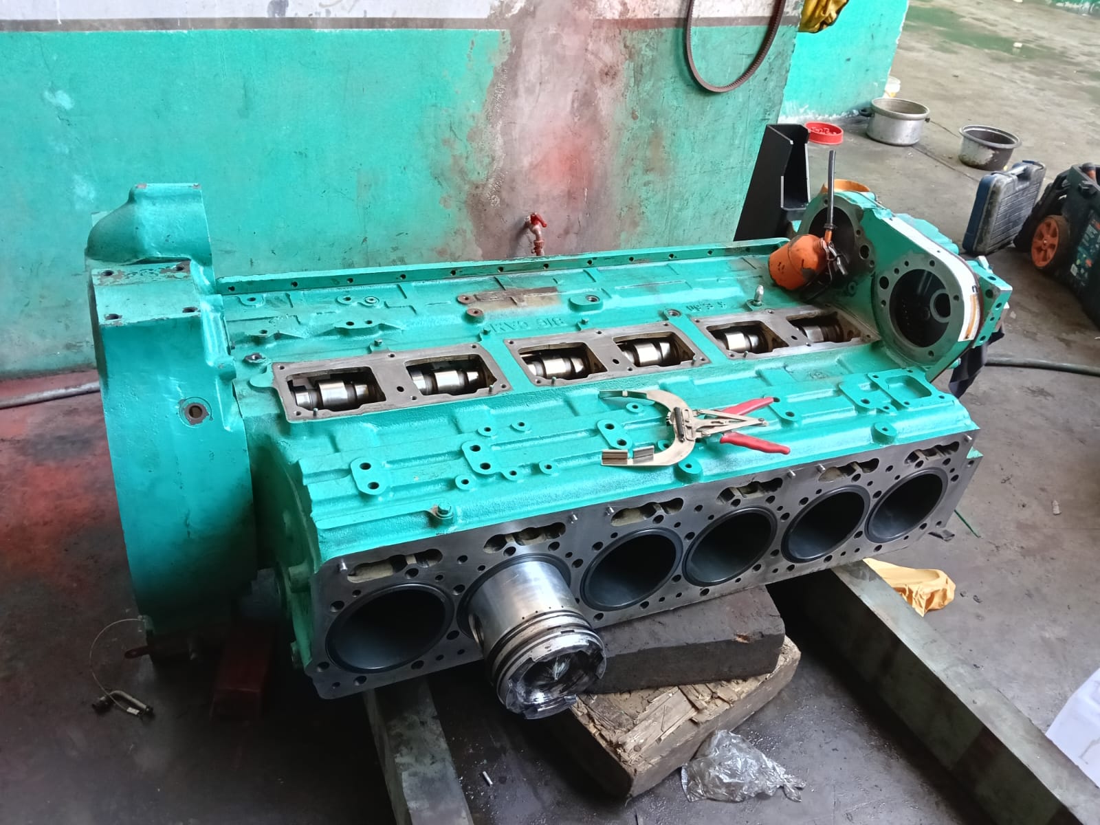 Sincronismo de grupos electrógenos en minería - foto 1