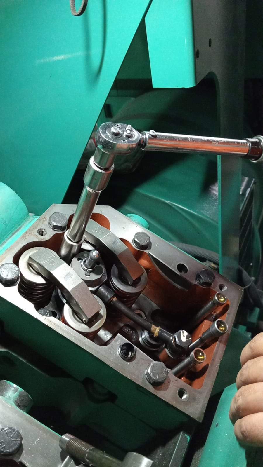 Sincronismo de grupos electrógenos en minería - foto 1